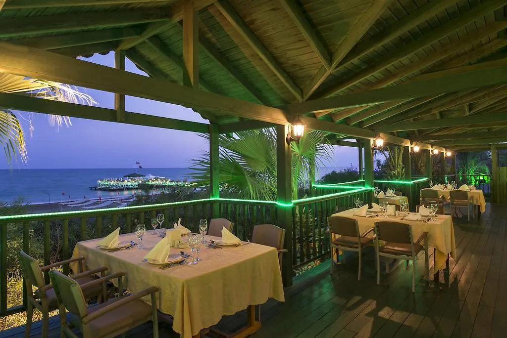 Delphin Palace Hotel Antalya