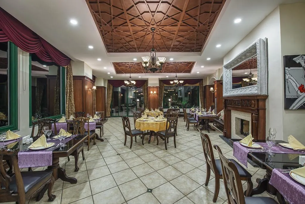 Delphin Palace Hotel Antalya